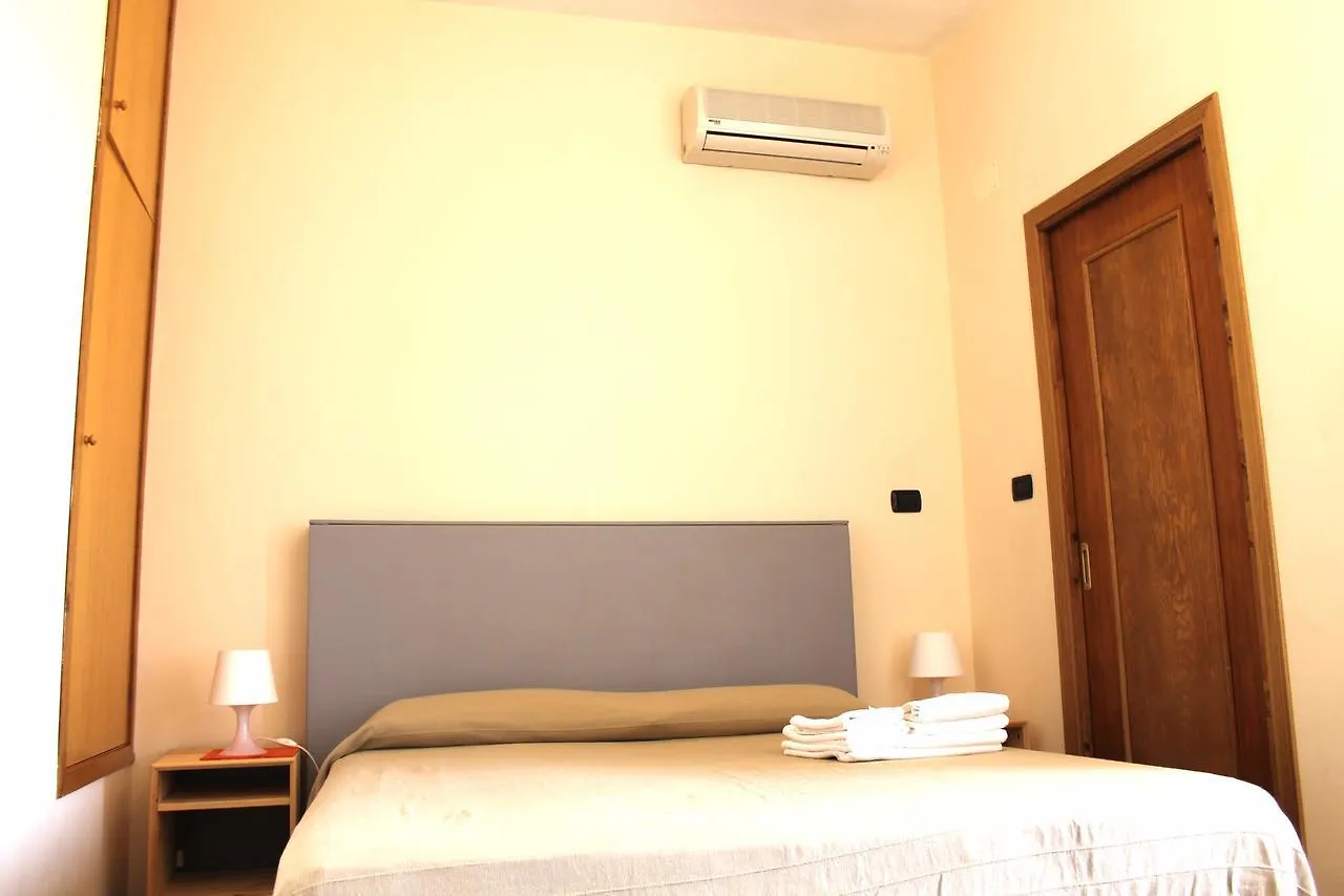 B&B Nettuno San Leone 3*,  Italien